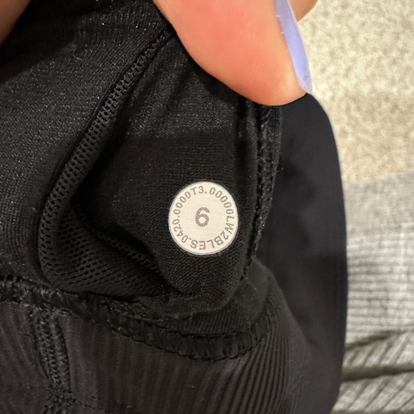 lululemon longline ribbed energy bra black size 6 - Picture 3 of 3